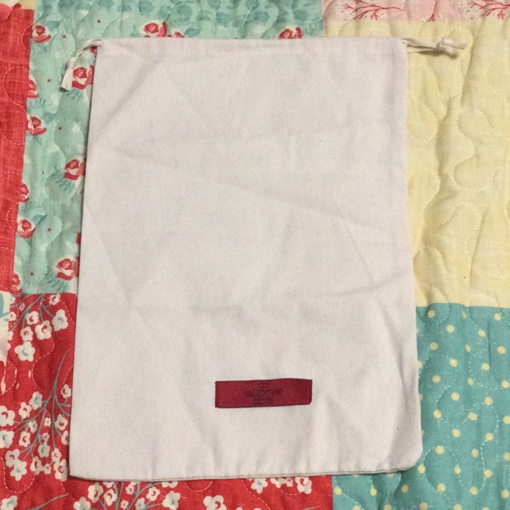 Valentino Garavani Made in Italy Dust Cover / Dust Bag 13-1/2” x 9-3/4”****